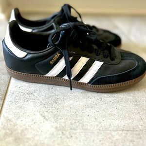 Adidas Sambas- Men’s Size 5, or Women’s Size 7